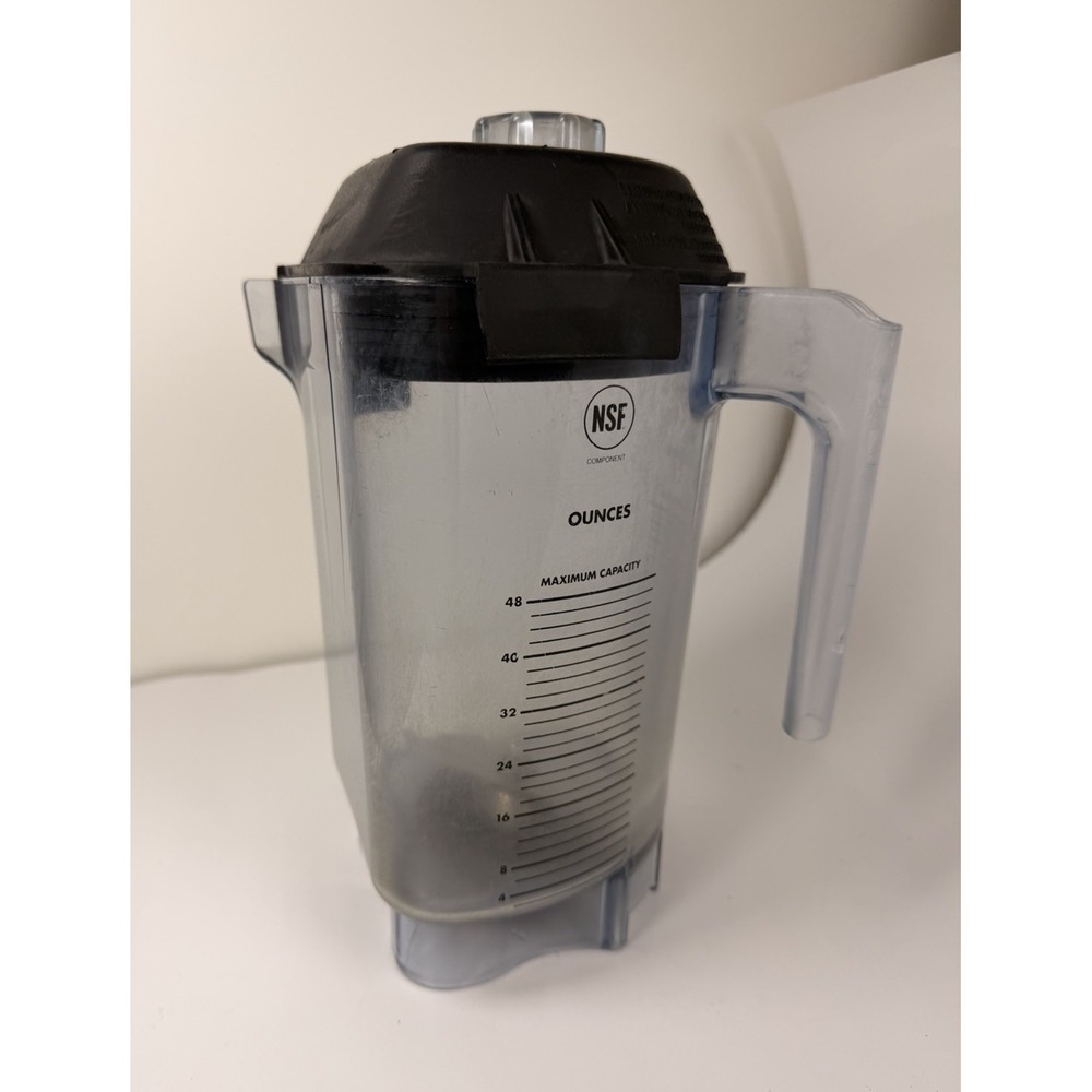 Vitamix VM0100A Drink Machine Blade & Lid - Cracked Pitcher -‎ For Parts Only